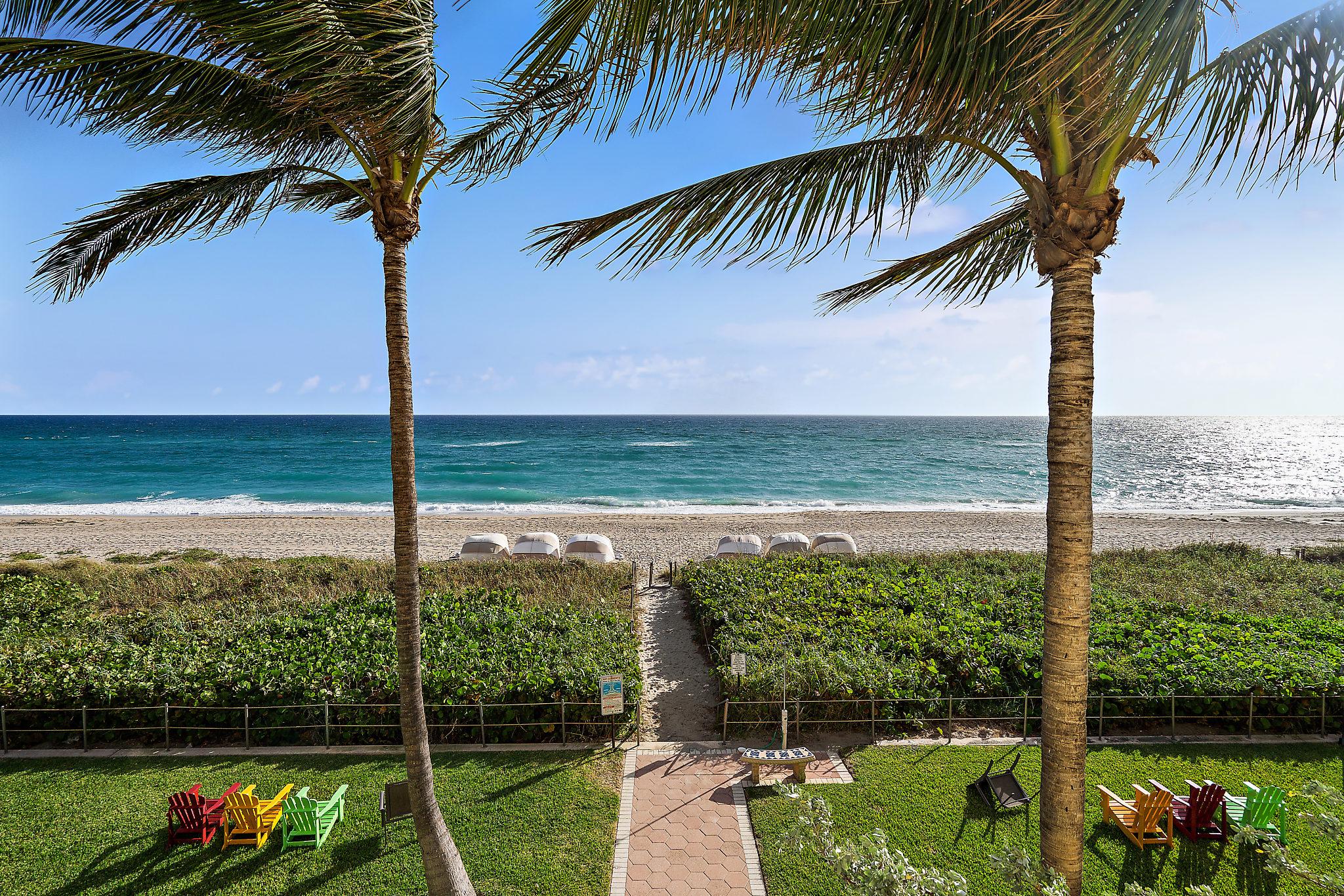 The Ambassador Hotel Palm Beach Extérieur photo
